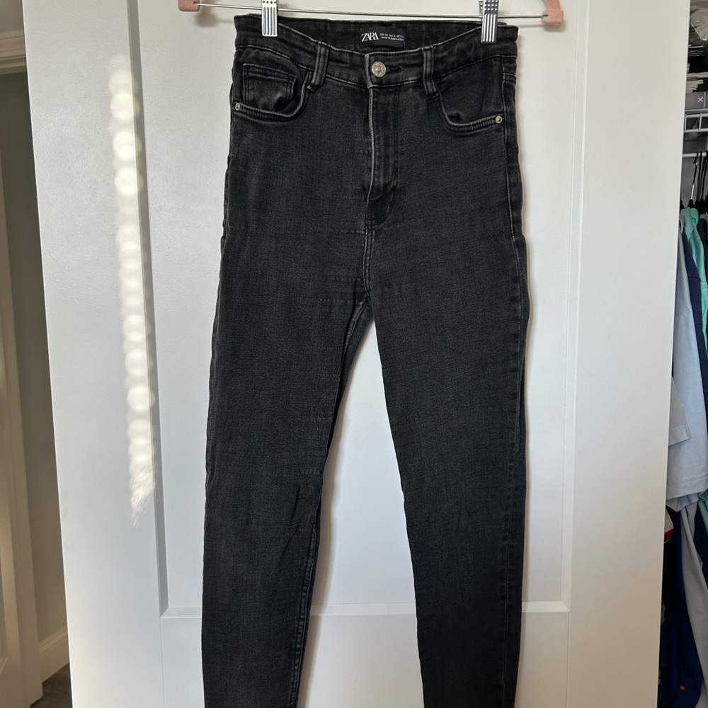 Zara jeans